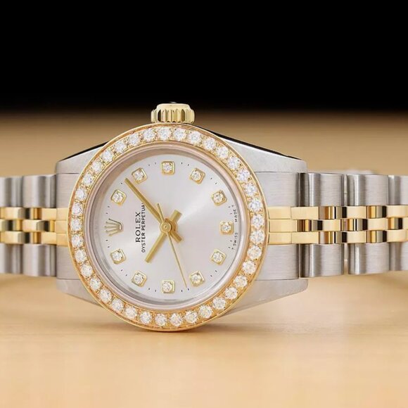 Sale! Rolex Ladies Diamond Datejust Dial 18k Watch - Picture 3 of 7